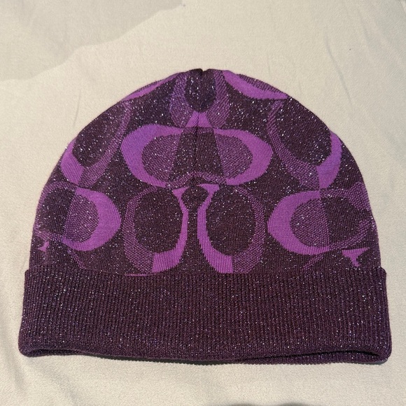 Coach Purple Gloves & Hat Set - Picture 3 of 6